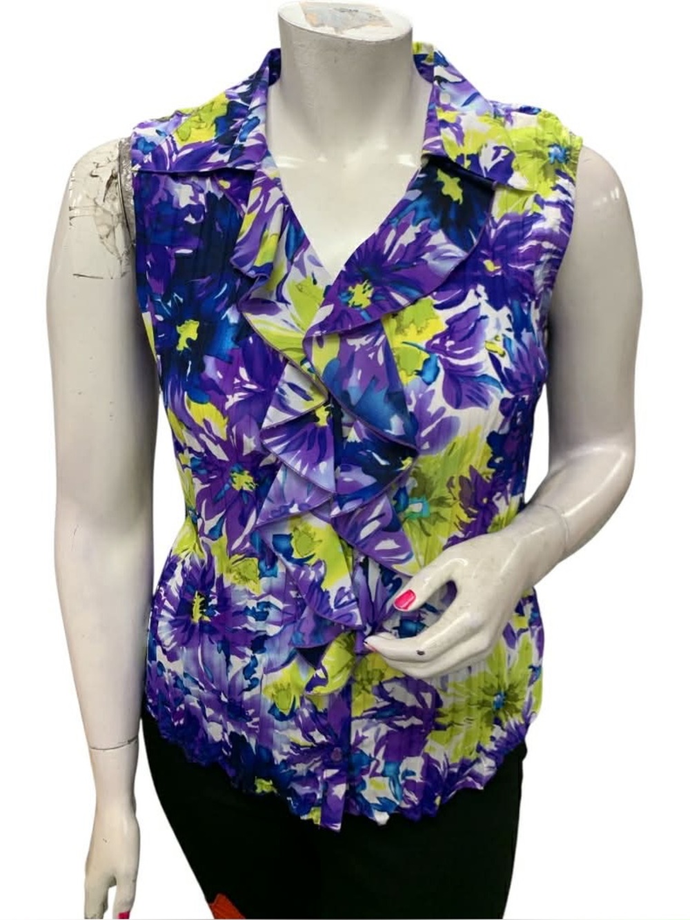 Laura Sleeveless Ruffle Floral Blouse in Purple & Lime Size L